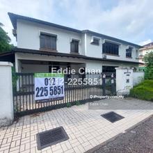 2-Storey Bungalow, Freehold, Individual Title, Facing South, Big Land