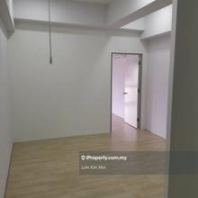 Nice Condition Unit, Whatsapp for more details, Near to Pavilion 2