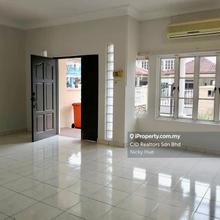 Terrace house for Sale