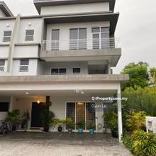 Mydiva Perdana Lakeview East Cyberjaya Semi-D Renovated with Lakeview