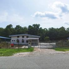 Lahat Factory With Huge Land For Rent