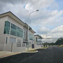 Shah alam semi d factory with bu 10840sft for rent