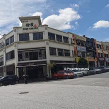 Corner lot at Jalan Kenari, Puchong Jaya For Sale