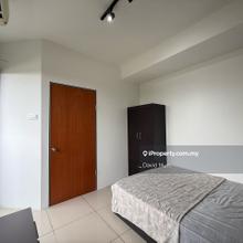 Mix gender balcony room near to Taylor university move in anytime