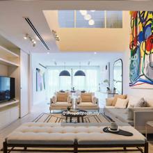 East Residence, Klgcc