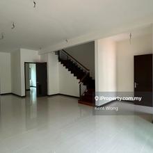 Tiara Hills, 3-Storey Superlink House For Sale