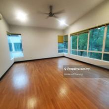 Sizable bungalow with waterway view. Serene and tranquil environment.