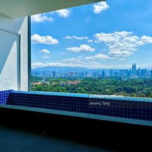 Prestigious Penthouse With Full KLCC View And Long Private Pool