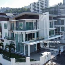Big 3-Storey Semi-D for Sale in Taman Melawati