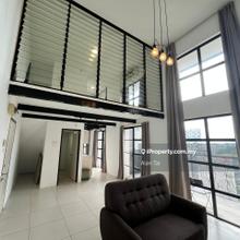 Big big unit, Colonial Duplex For Sale