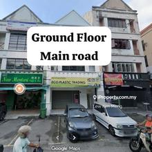 Ground Floor & Main Road / Bandar Sunway Pjs 8