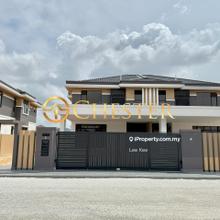 Luxury Brand New Semi D ( Extra Large ) 
