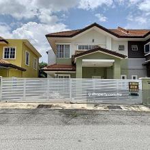 Gated and Guarded l kitchen cabinet. Double storey bukit mahkota bangi