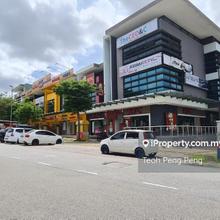 Freehold Facing Main Road High Demand Shop at Denai Alam, Elmina
