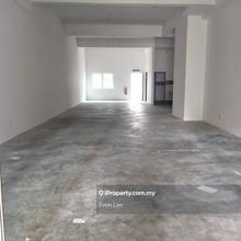 Shop-office for Rent
