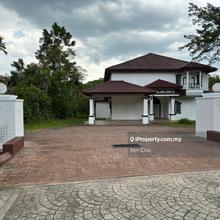 Fully furnished 2 storey Bungalow for rent 