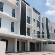 Brand new 3 sty Terrace house Freehold Salak South Garden