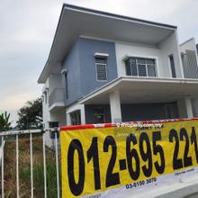 Semi D Banyan 2 Bandar Seri Coalfields, Backyard Facing Openg!!