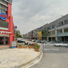 Bayu Tinggi Taipan 3 storey corner shop lot For Sale