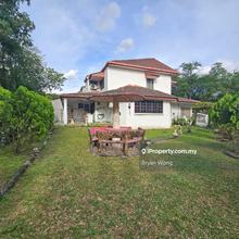 End Lot Corner with Side Land