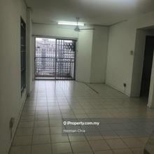 Near Sunway Velocity Well kept unit