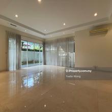 Corner Semi-D house for Sale