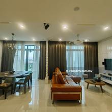 Fully Furnished Corner Unit For Sale (Green View) - 3 Car Parks
