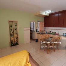 Fully Furnish Well Maintain Nice Unit short walk Lrt3 Station 