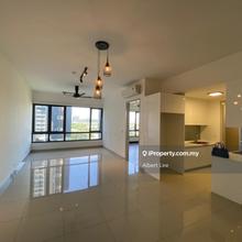 Brand new spacious layout with 2 car parks low density residence unit