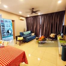 Fully Furnish Twin Arkz 3 Rooms 3 carparks Golf Club view For Rent 