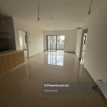 The Parque Residence 1065sqft  partially furnished for rent
