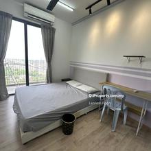 Emporis, Medium Room, Fully Furnished