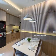 Short walk to LRT & LRT 3 stations, freehold, matured township