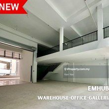First Ramped up Warehouse Office in Malaysia for Loading/unloading