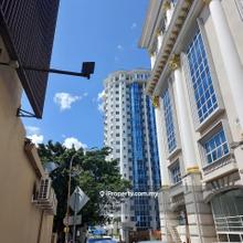 Very well managed condo. Suitable for Family