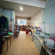 Good condition 2 sty house puj 6 