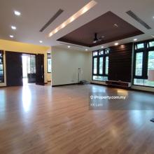 Hillside greenery environment 