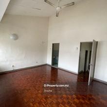 Superlink double storey house at Ss 3 for Sale, gated Guarded