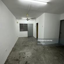 Kepong, Aman Puri Desa Satu Flat for sale