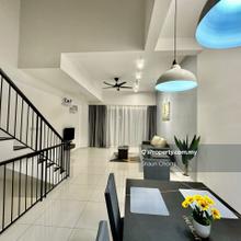 Nice Fully Furnish Duplex Villas Affiniti Residences Seri kembangan