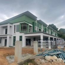 Bumi Lot Rumah Siap Dua Tingkat di Krubong Batu Berendam Melaka