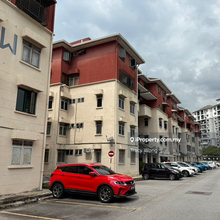 Tulip Apartment Unit For Sale ! Walking Distance to LRT !