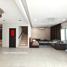 Renovated Well Kept Below Market Price Must View Move In Condition