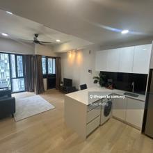 Cheap! No Airbnb! Suria KLCC LRT Star Walk of Fame Luxurious Living