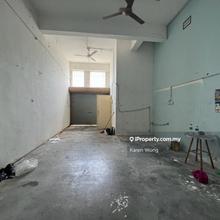 Partly Furnished Ground Floor Shoplot for Rent
