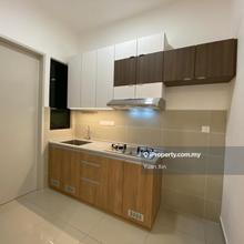 Sinaran residences, semi furnished, full aircon, 2room 2bath, 