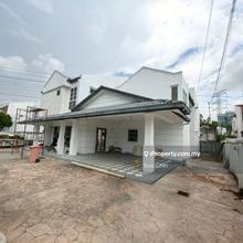 Super Cheap Freehold Bungalow Must Sell