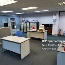 Sentul renovated fully furnished office for rent 3200sf with lift