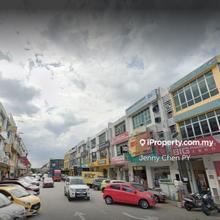Shop Lot / Office @ Taman Sri Serdang Seri Kembangan For Rent