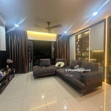 Nicely renovated unit with beautifully KL view 
